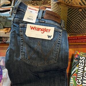 Wrangler Men's Dark Blue Bootcut Jeans 34